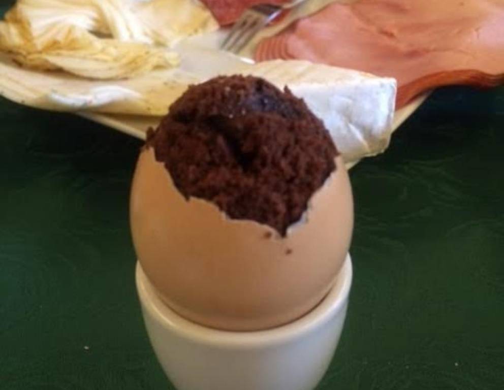 Kuchen im Frühstücksei Kuchen im Frühstücksei