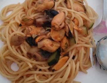 Spaghetti mit Muscheln Spaghetti mit Muscheln