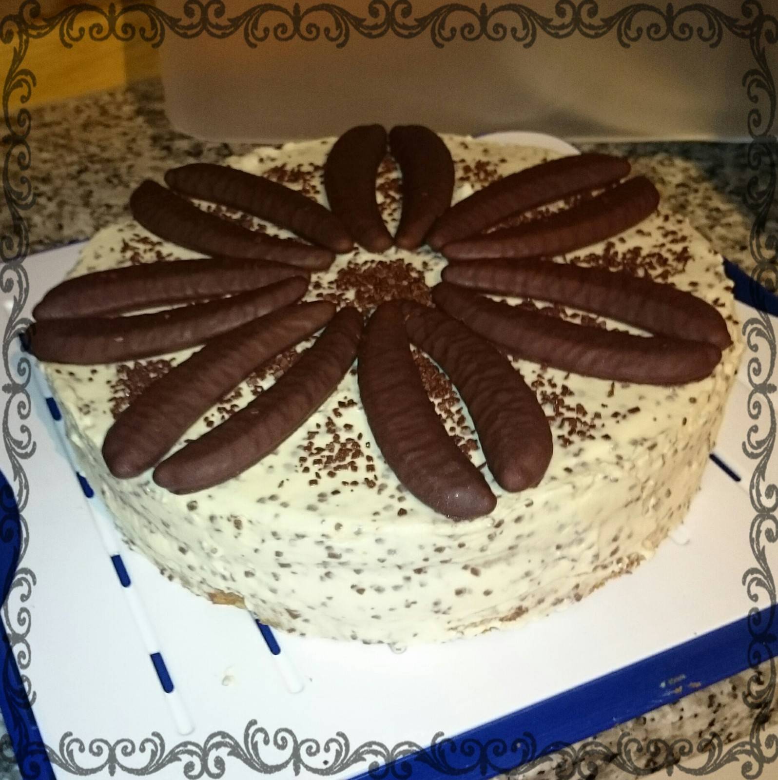 Eierlikör-Bananen-Stracciatella-Torte