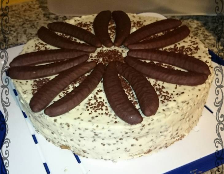 Eierlikör-Bananen-Stracciatella-Torte