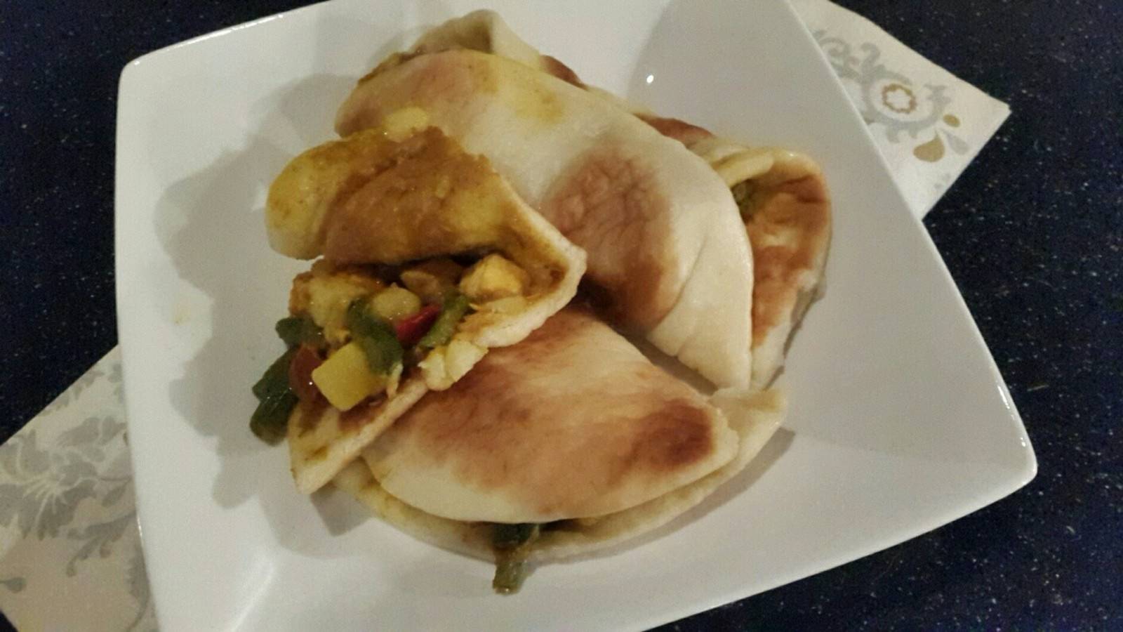 Roti mit Hühnerfilet