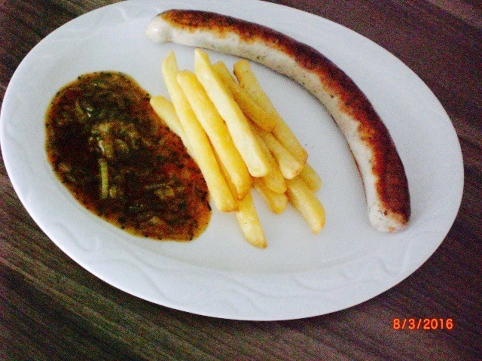Selbstgemachte Kräuter-Kalbsbratwurst