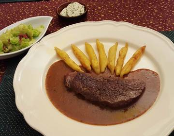 Hirsch-Steak mit Schupfnudeln