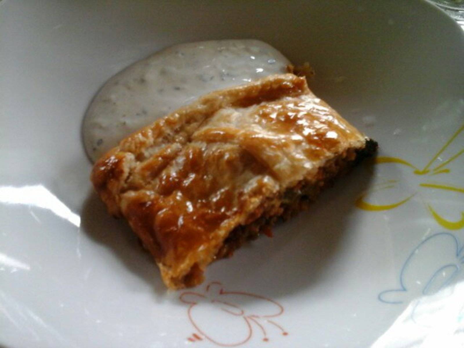 Fleisch-Gemüse-Strudel Rezept - ichkoche.de Fleisch-Gemüse-Strudel Rezept - ichkoche.de