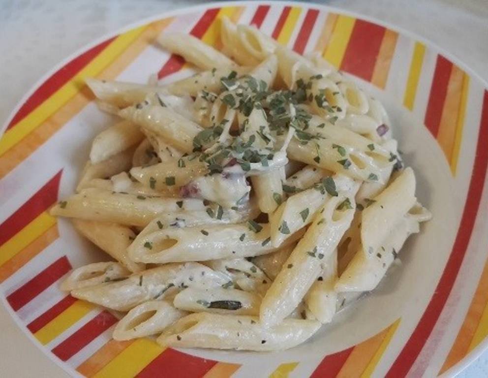 Penne rigate mit Frischkäsesauce Penne rigate mit Frischkäsesauce
