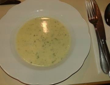 Rübensuppe mit Zitrone