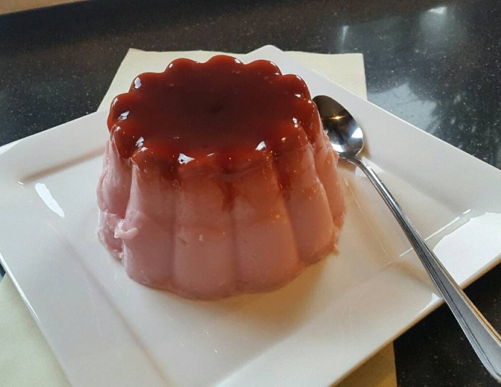 Himbeerpudding mit weißer Schokolade Himbeerpudding mit weißer Schokolade