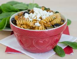 One Pot Pasta mit Thunfisch und Feta One Pot Pasta mit Thunfisch und Feta