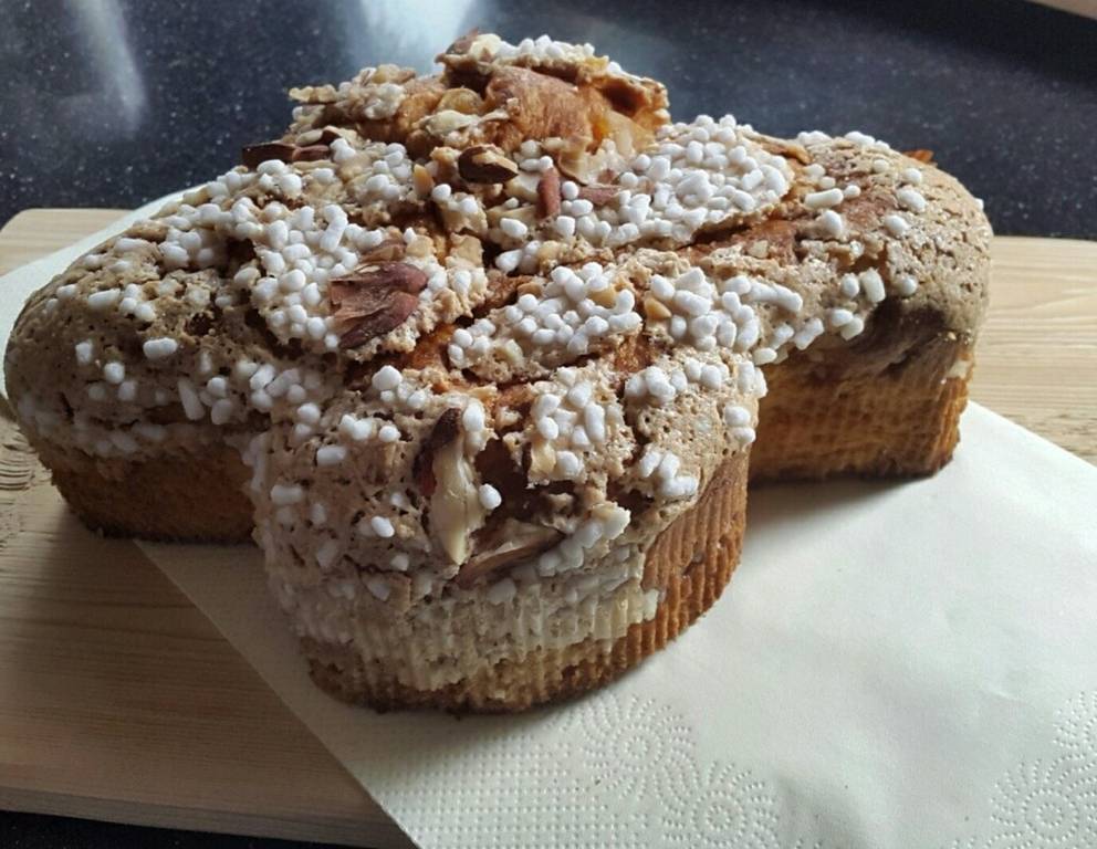 La Colomba (italienisches Osterbrot) La Colomba (italienisches Osterbrot)