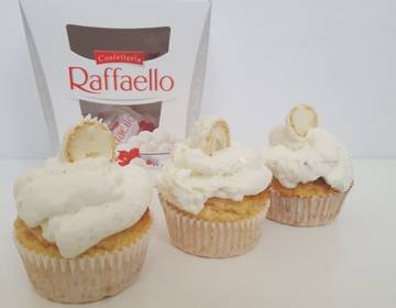 Lowcarb Raffaelo Cupcakes