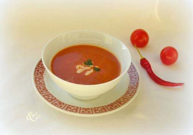 Scharfe Tomaten-Paprikasuppe Rezept - ichkoche