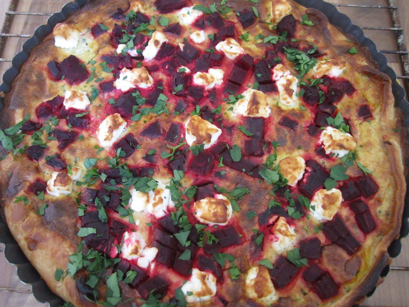 Quiche mit Roten Rüben und Ziegenkäse Rezept - ichkoche.ch Quiche mit Roten Rüben und Ziegenkäse Rezept - ichkoche.ch