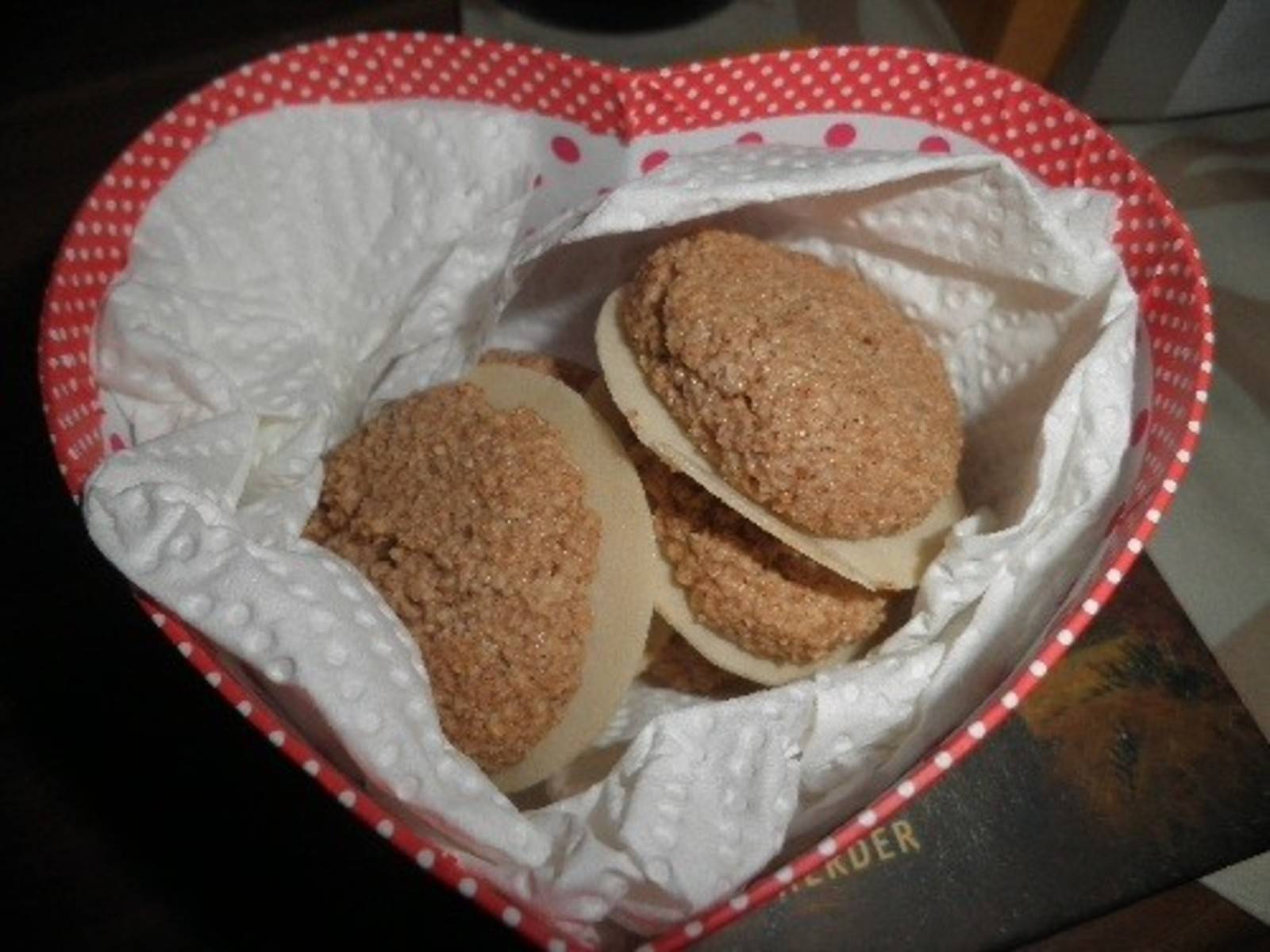 Nuss-Makronen Rezept - ichkoche.ch Nuss-Makronen Rezept - ichkoche.ch