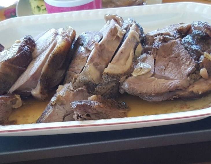 Lammbraten mit Erdäpfel Lammbraten mit Erdäpfel