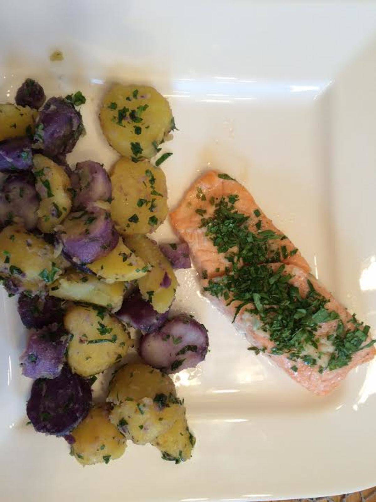 Forellenfilets mit Petersilerdäpfel Rezept - ichkoche.ch