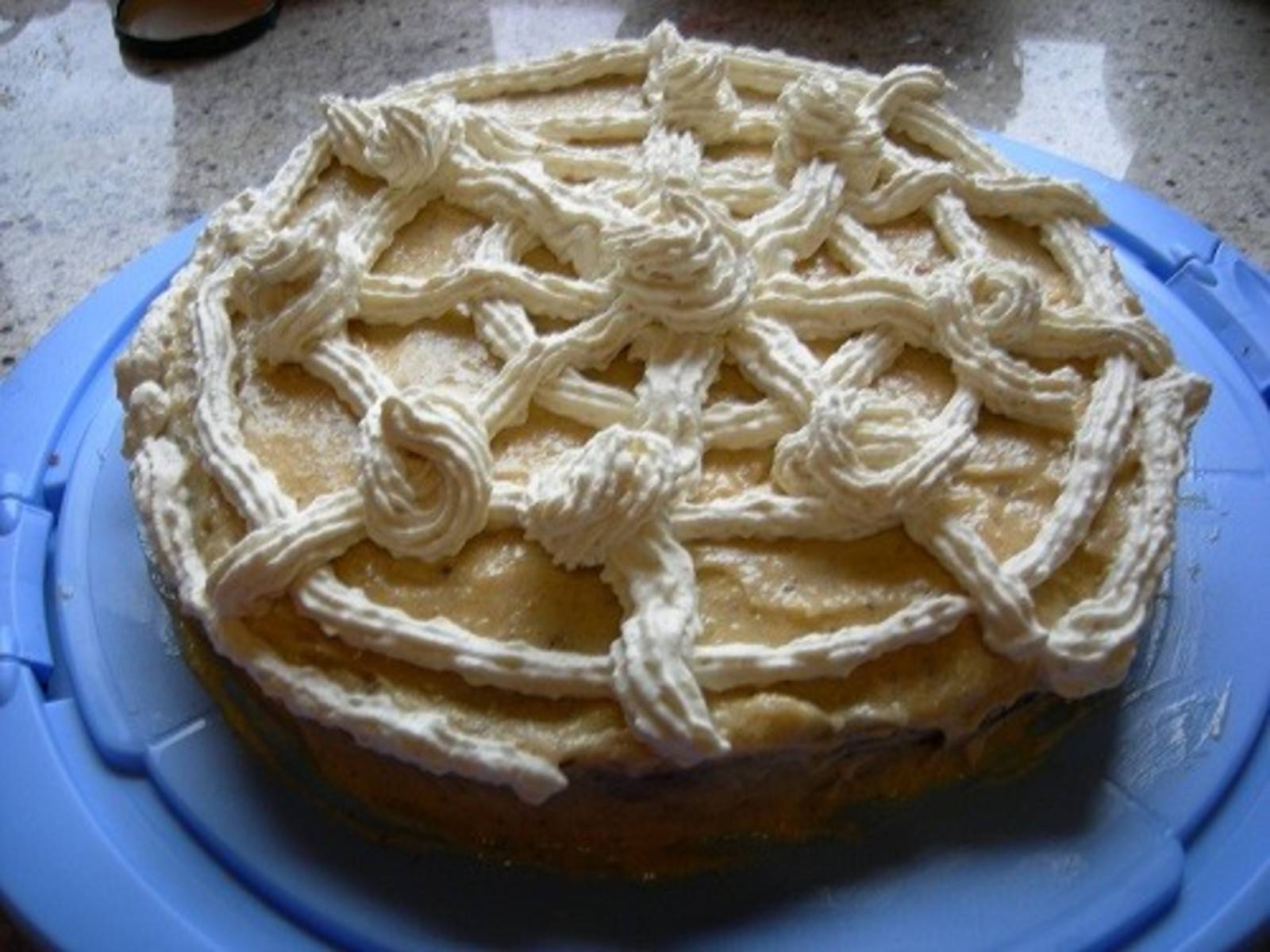 Feine Walnusstorte Rezept - ichkoche.ch Feine Walnusstorte Rezept - ichkoche.ch