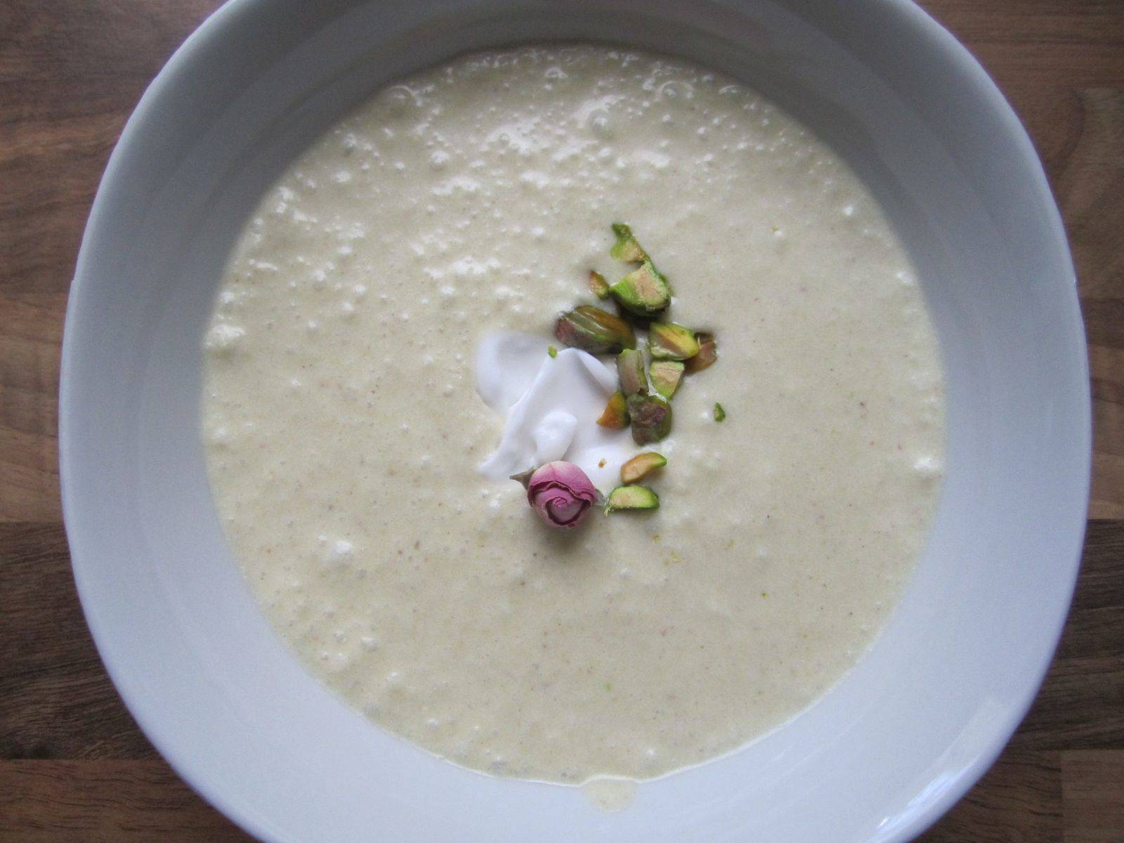 Kokosjoghurtdessert mit Pistazien Rezept - ichkoche.de Kokosjoghurtdessert mit Pistazien Rezept - ichkoche.de