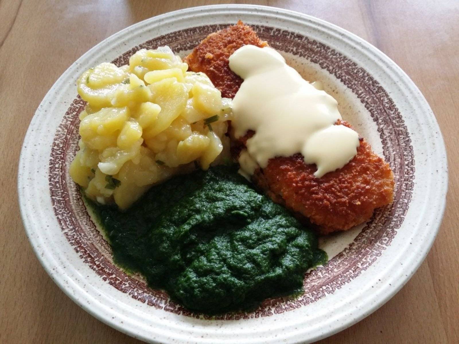 Seehechtfilet mit Erdäpfelsalat