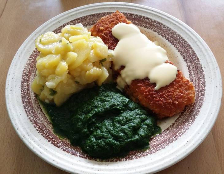 Seehechtfilet mit Erdäpfelsalat