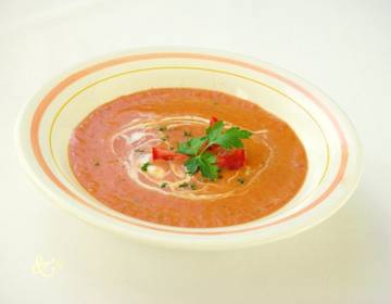 Tomaten-Zwiebel-Suppe