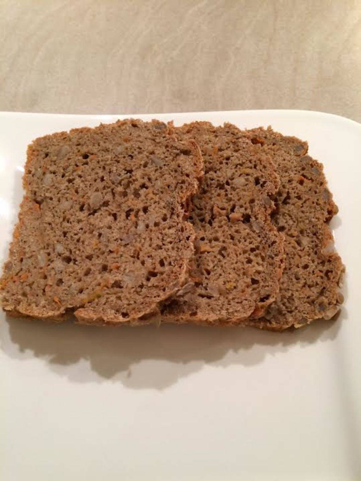 Karotten-Vollkorn-Brot Rezept - ichkoche.de Karotten-Vollkorn-Brot Rezept - ichkoche.de