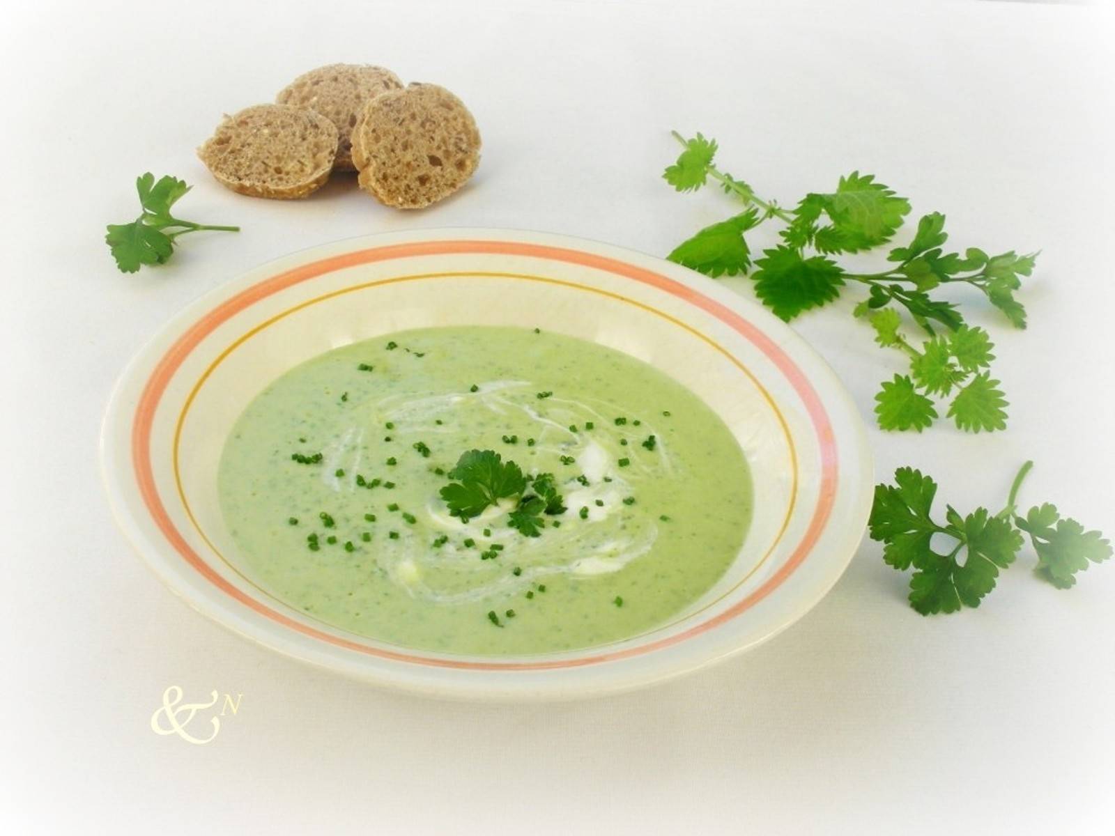 Kräutersuppe