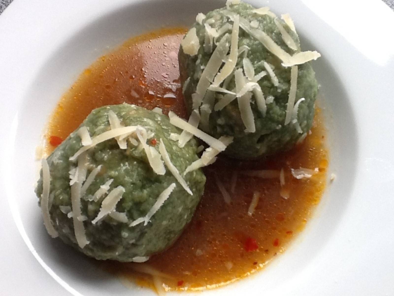 Brennnesselspinatknödel Brennnesselspinatknödel