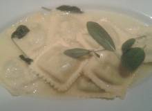 Lachsravioli in Oberssauce