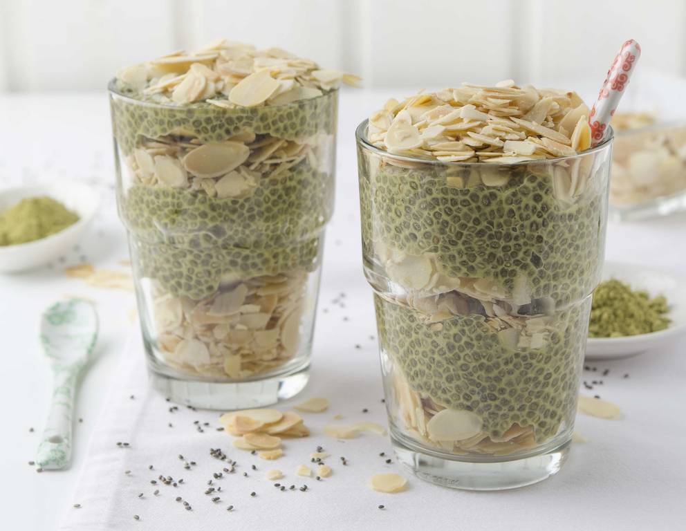 Matcha-Chia-Pudding mit Mandeln Matcha-Chia-Pudding mit Mandeln