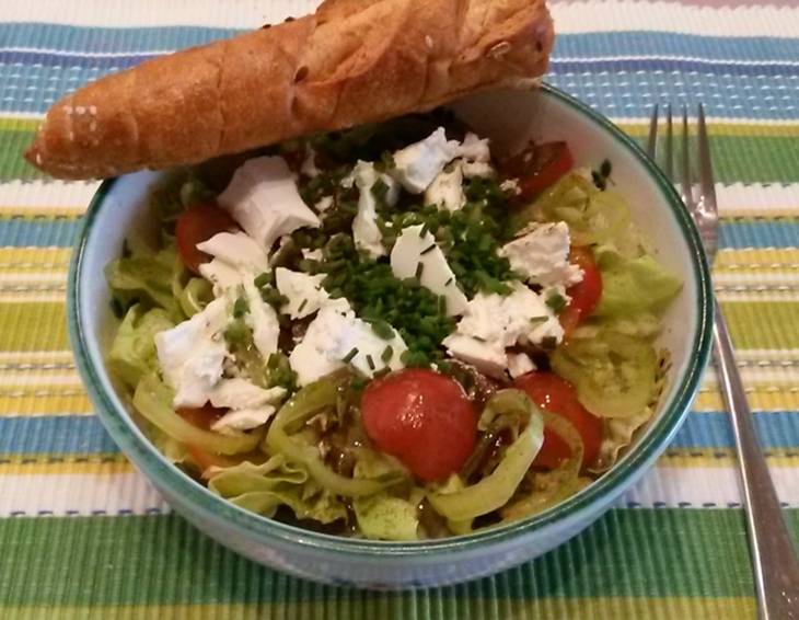 Schafskäse auf Salat Schafskäse auf Salat