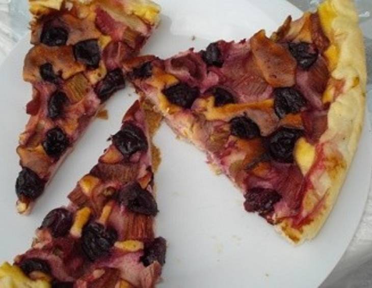 Rhabarber-Kirsch-Tarte Rhabarber-Kirsch-Tarte