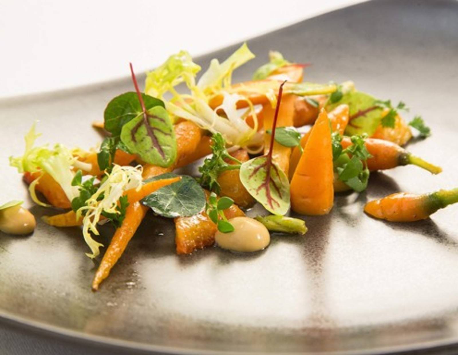 Salat von Baby-Karotten mit Espressocourt Rezept