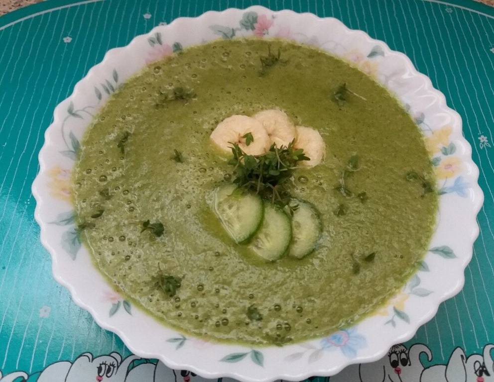 Süße Bananen-Kresse-Suppe Süße Bananen-Kresse-Suppe