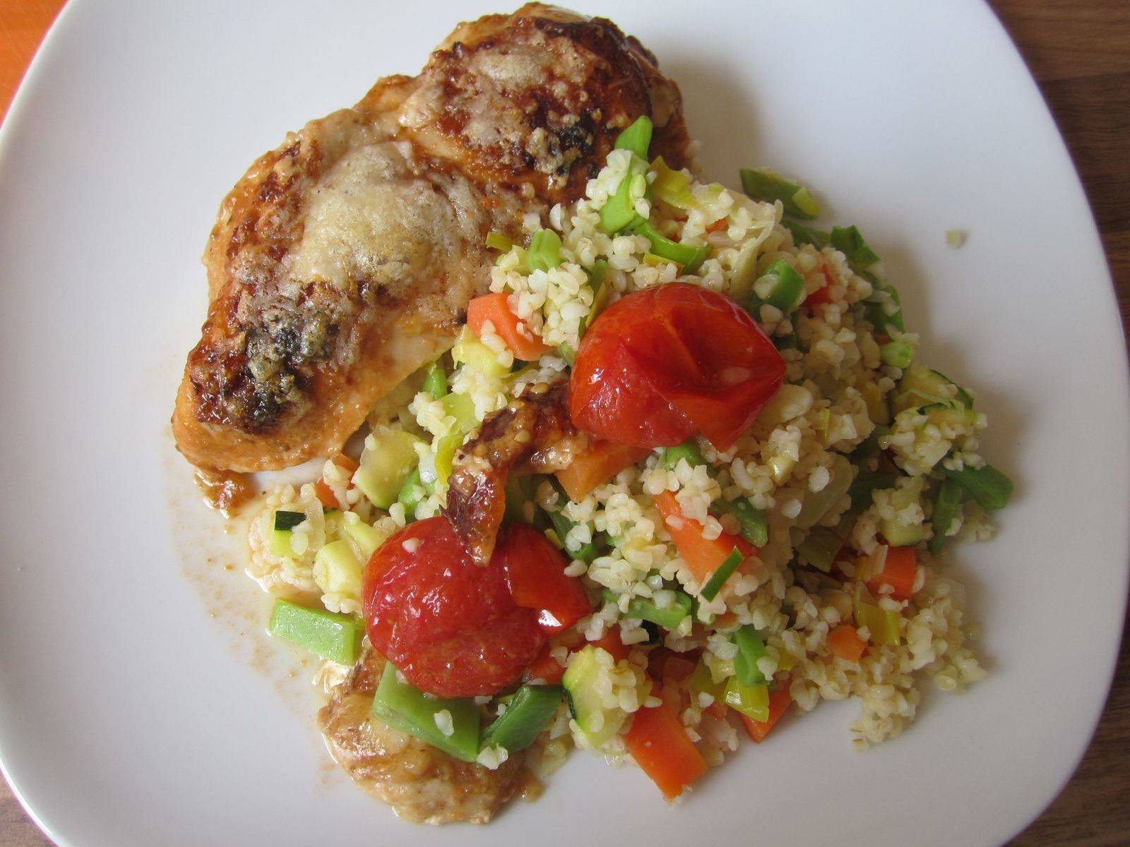 Überbackene Hühnerbrust mediterran Rezept - ichkoche.at