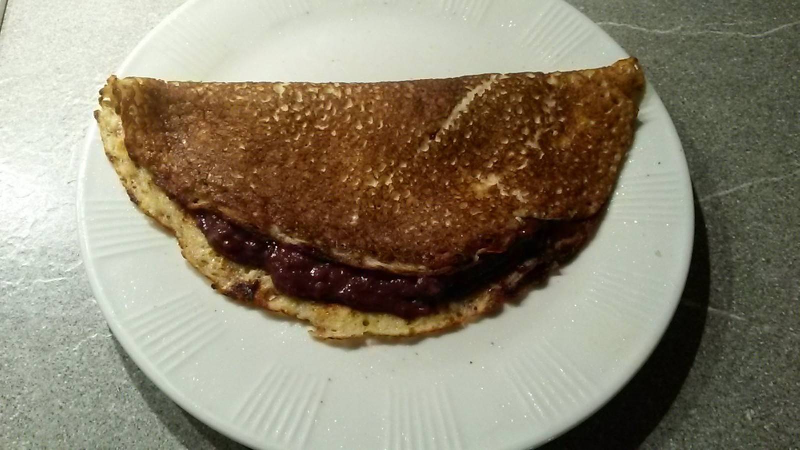 Crepes mit Brombeeren