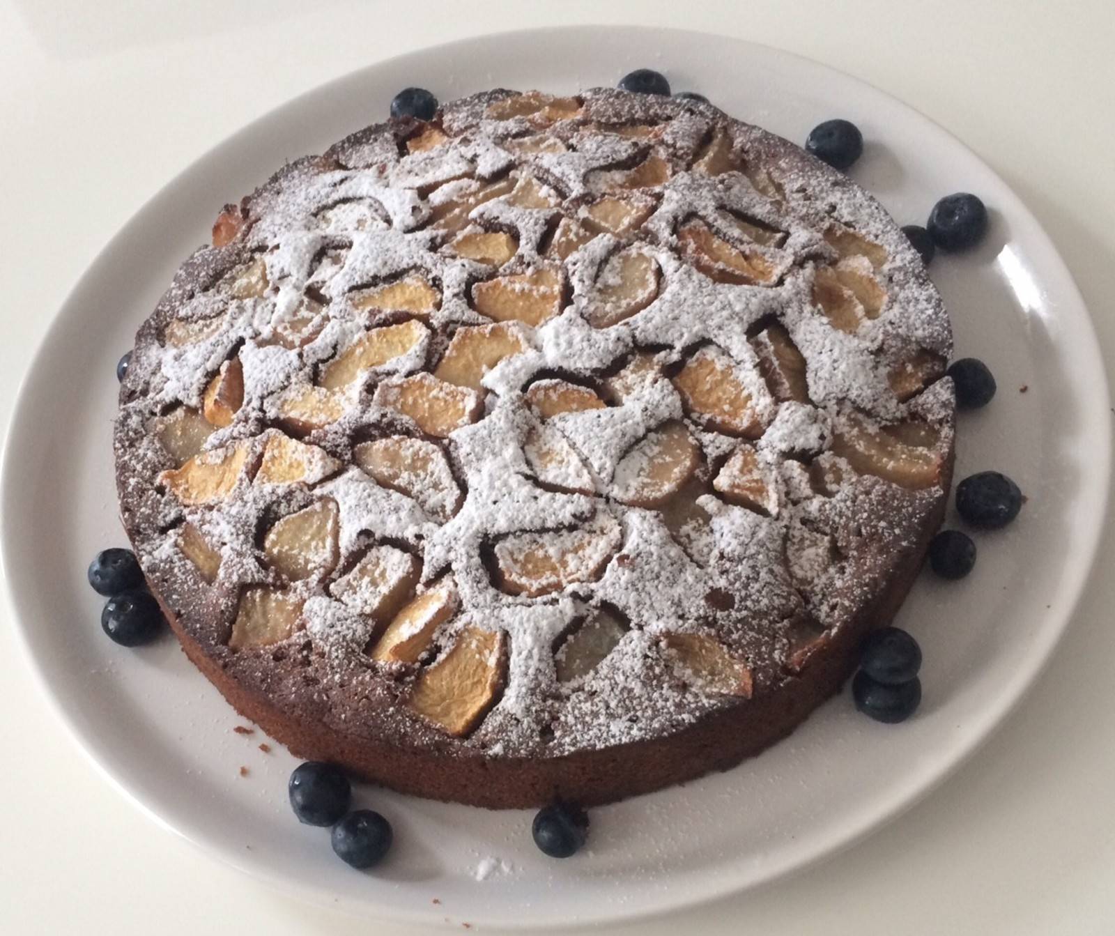 Apfel-Birnen-Holunderkuchen