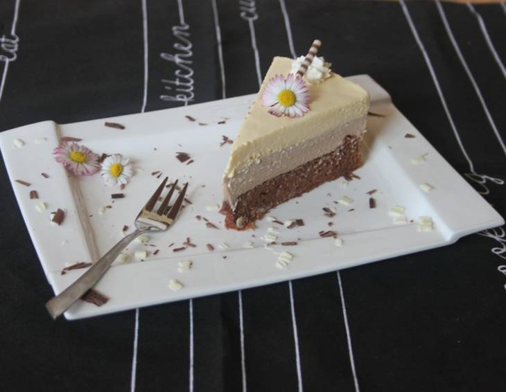 Vanille-Schokomousse-Torte