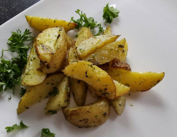 Erdäpfeln mit Ingwer und Knoblauch Erdäpfeln mit Ingwer und Knoblauch