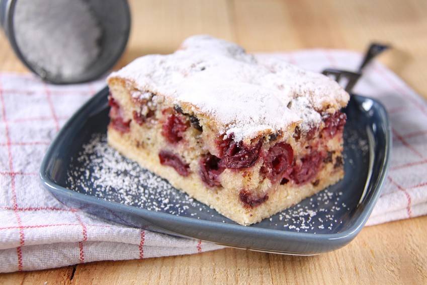 Kirsch-Blechkuchen Rezept