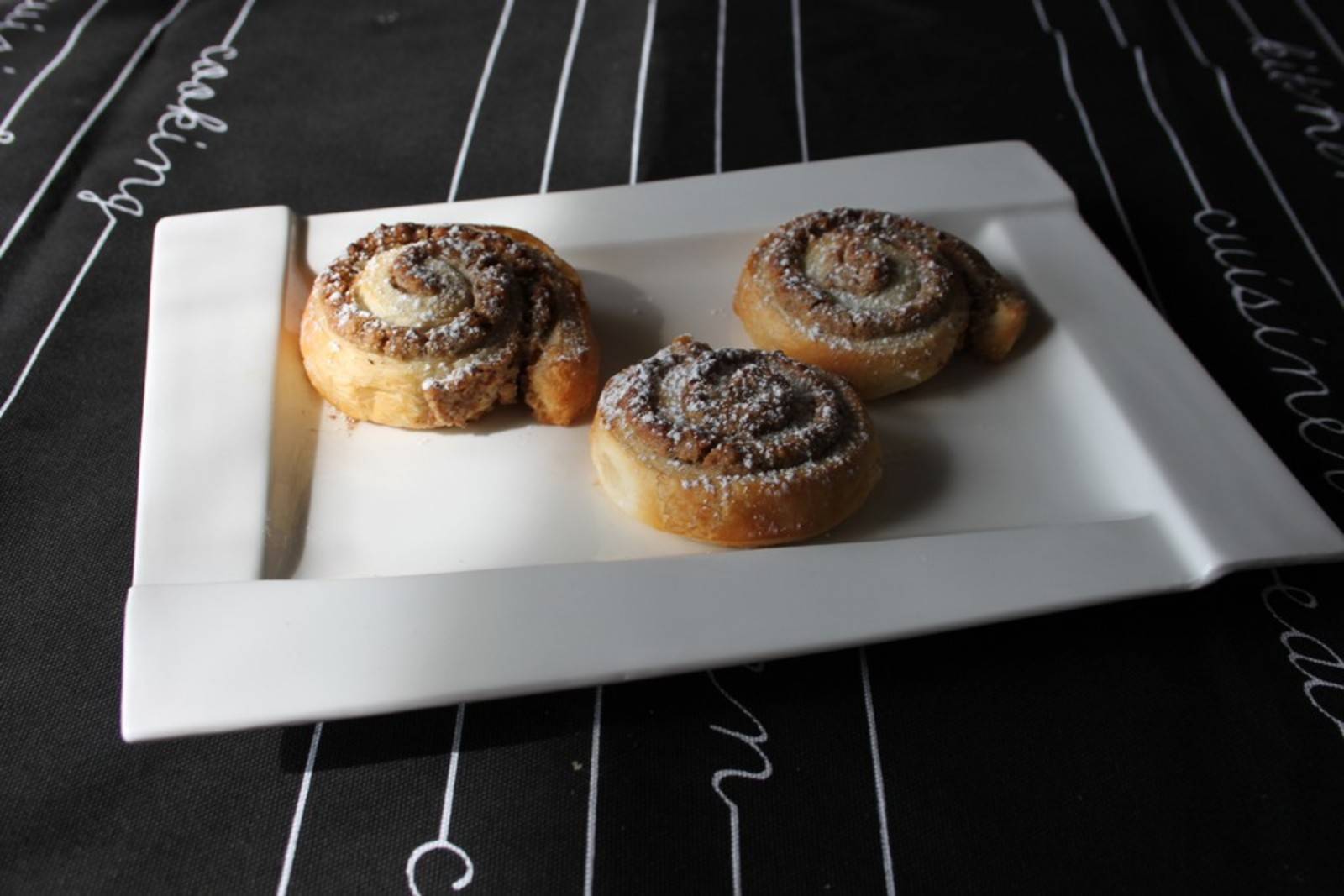 Nussschnecken Rezept - ichkoche.ch Nussschnecken Rezept - ichkoche.ch