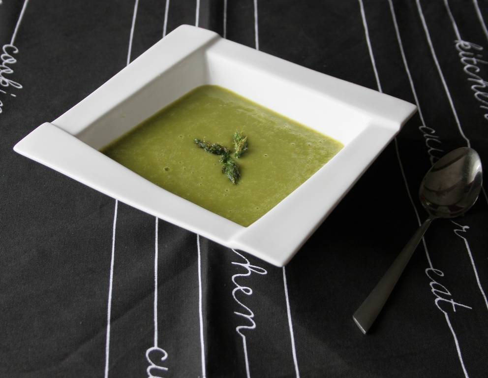 Grüne Spargelsuppe Grüne Spargelsuppe