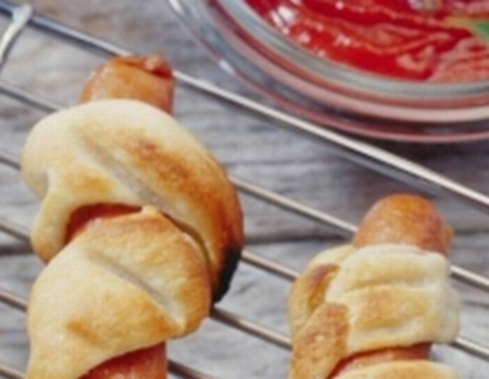 Würstchen im Schlafrock Rezept