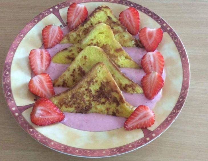 French Toast mit Erdbeermilch French Toast mit Erdbeermilch