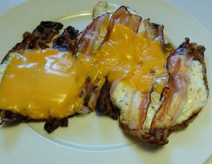 Ham and Eggs mit Cheddar Käse Ham and Eggs mit Cheddar Käse