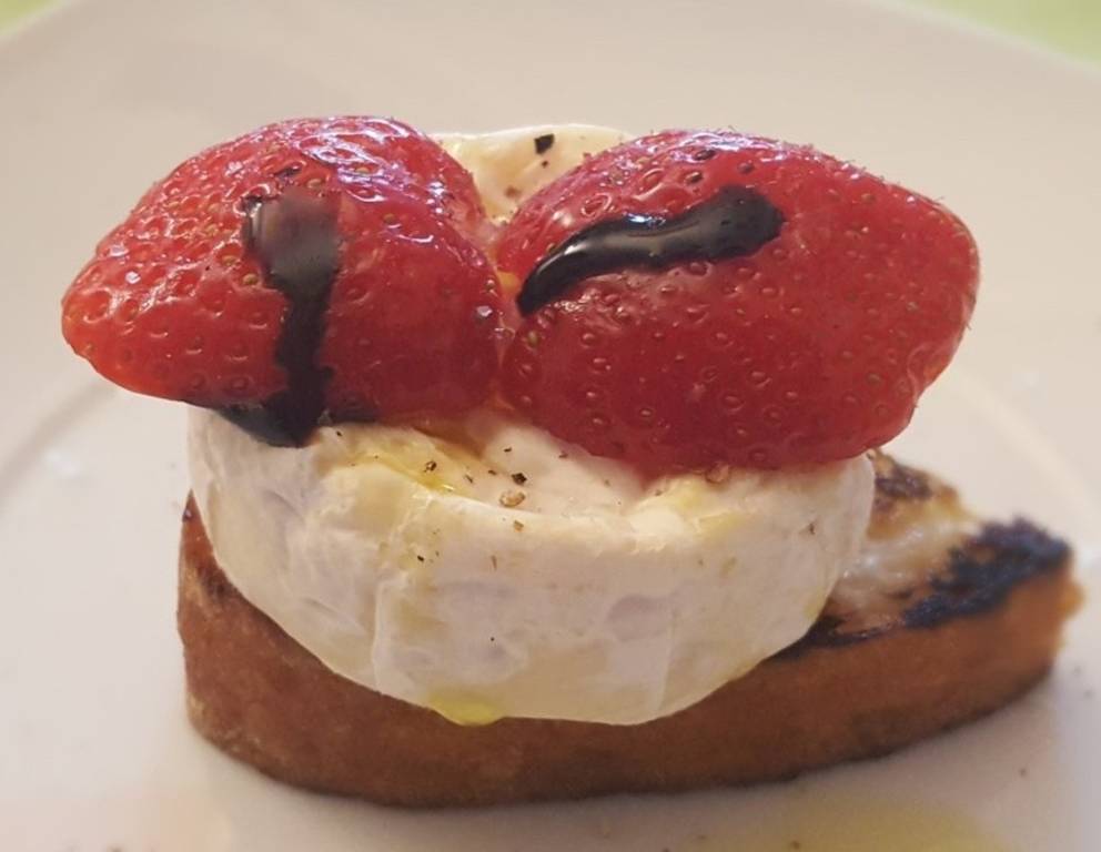 Pikantes Erdbeerhäppchen Pikantes Erdbeerhäppchen