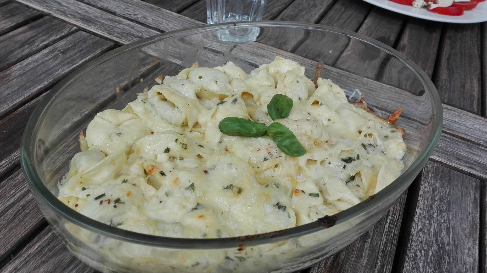 Überbackene Tortellini Rezept - ichkoche.de