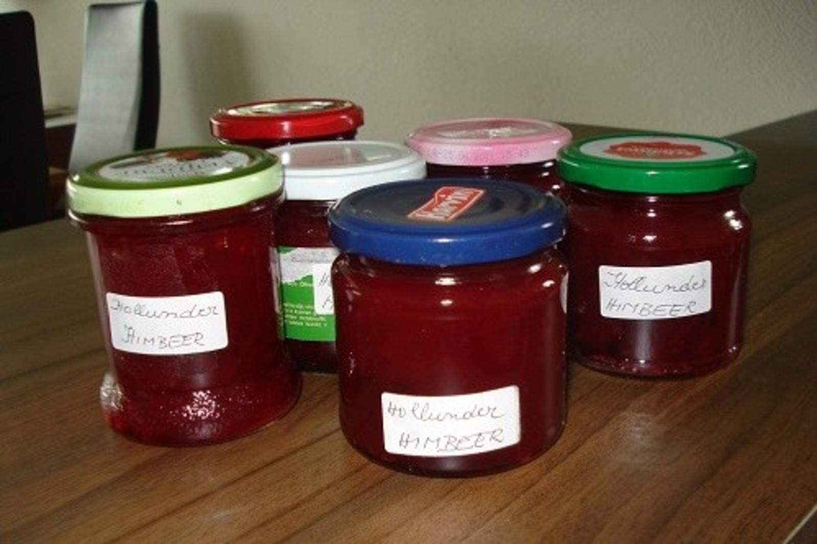 Holunder-Himbeer-Gelee Rezept - ichkoche.ch Holunder-Himbeer-Gelee Rezept - ichkoche.ch