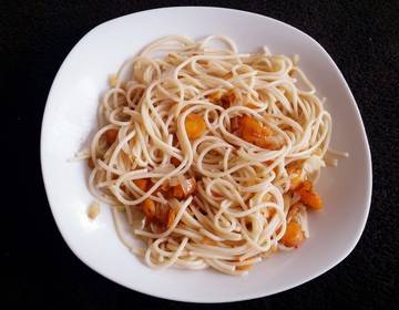 Nudeln mit gebratenem Gemüse Nudeln mit gebratenem Gemüse