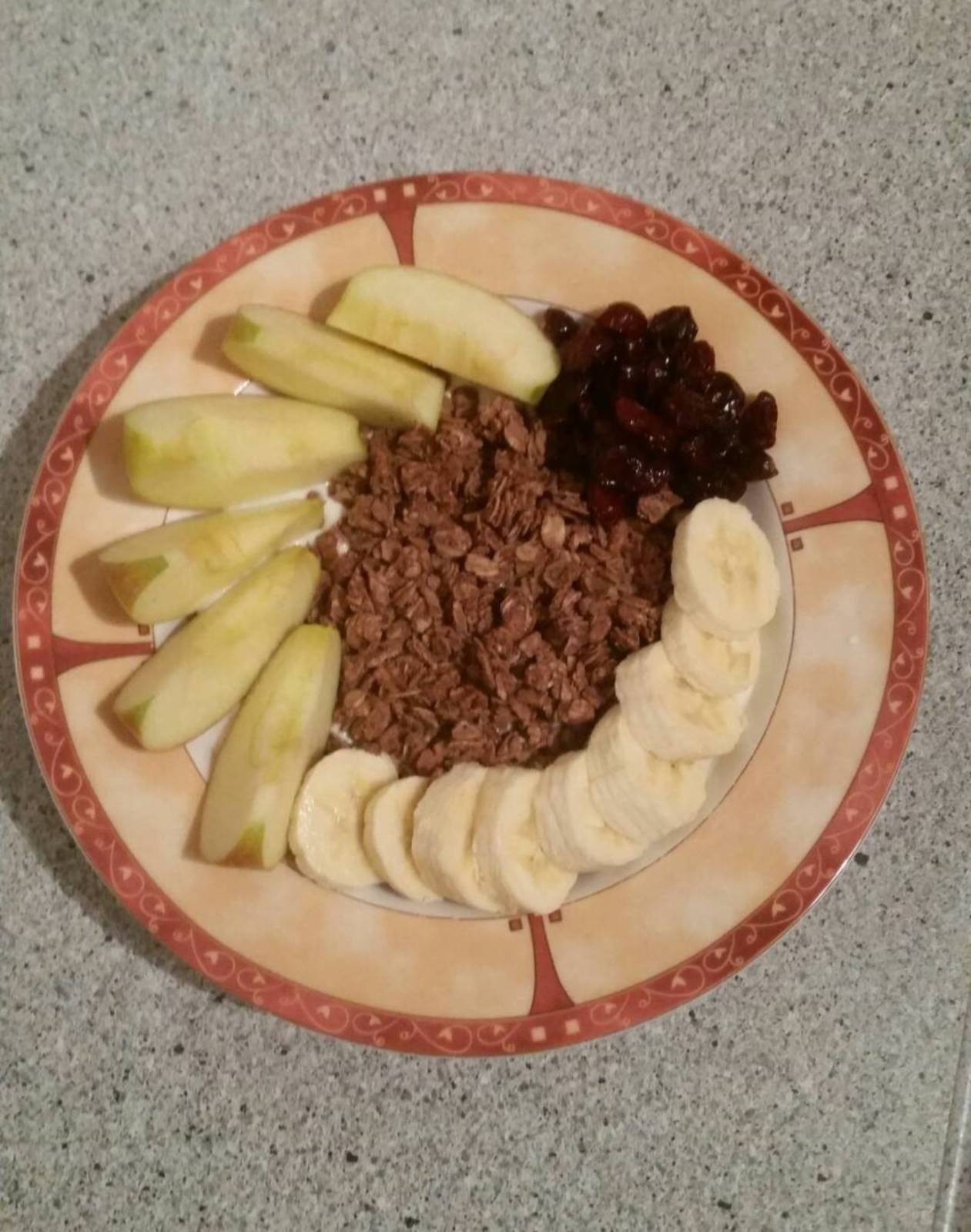 Müsli mit Joghurt und Obst
