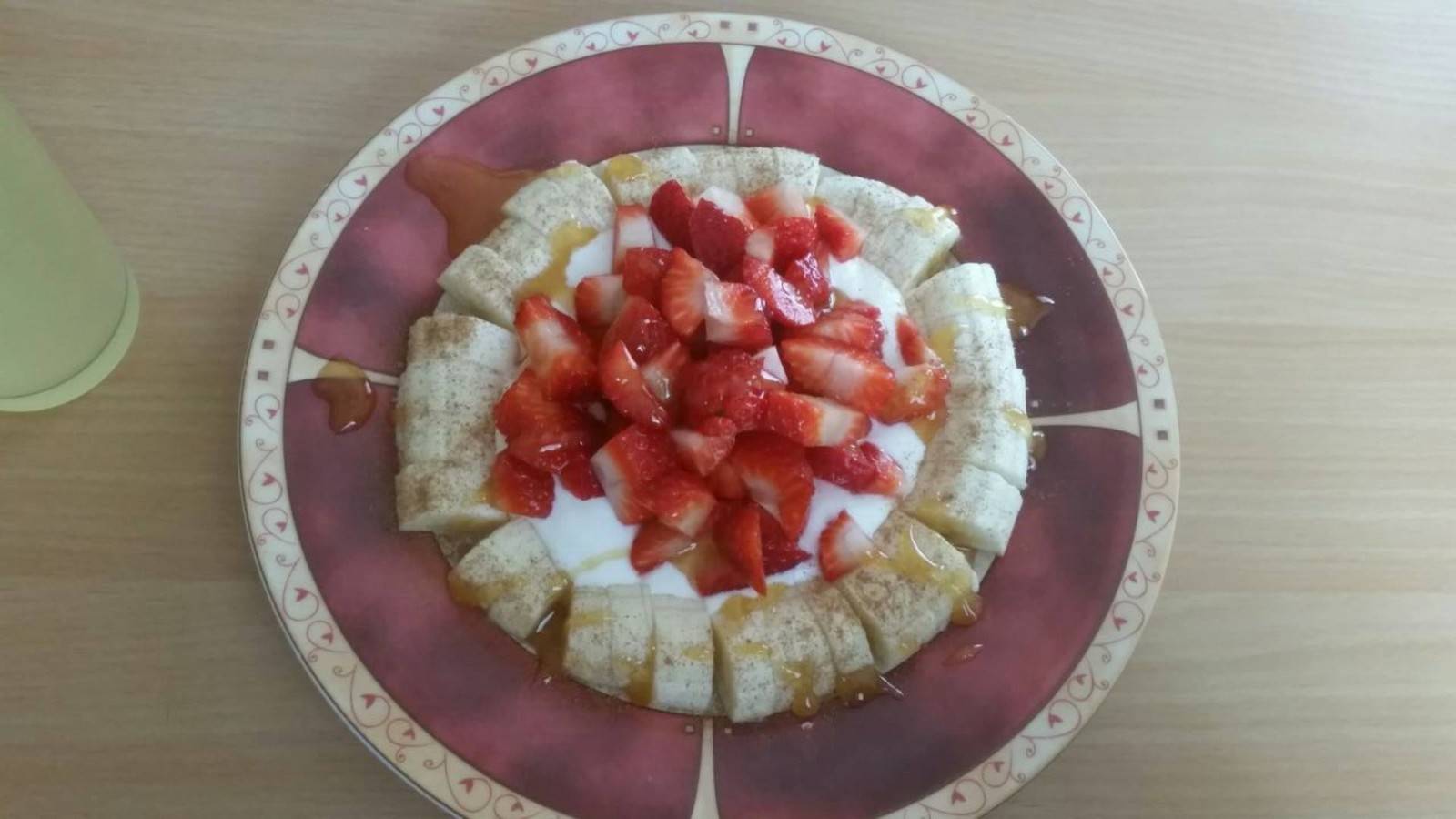 Erdbeer-Bananen-Frühstück